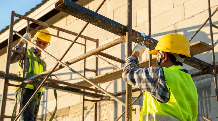Professional gutter cleaning in Clinton, PA